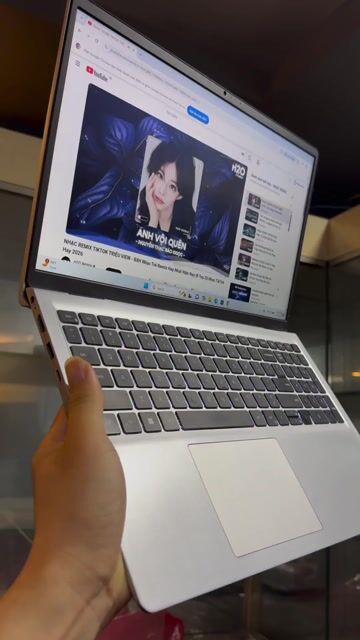 Thanh lý Laptop dell văn phòng card rời. Mua bán Laptop tại Quận Gò Vấp Tp Hồ Chí Minh được đăng bởi Thanh lí cầm đồ hình 1