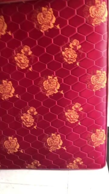 Nệm Queen Vạn Thành. Mua bán Giường, chăn ga gối nệm tại Quận Liên Chiểu Đà Nẵng được đăng bởi Trần Anh Thư hình 1