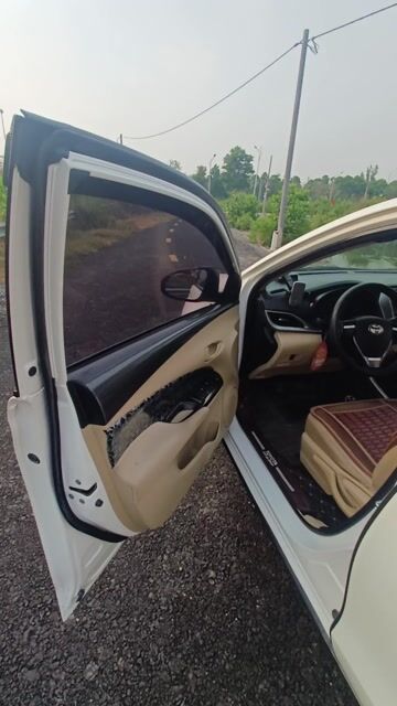 Toyota Vios E 2019 Trắng 193000 km. Mua bán Ô tô tại Huyện Bình Chánh Tp Hồ Chí Minh được đăng bởi Nguyễn Hữu Hoàng hình 1