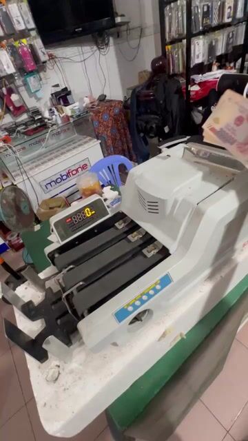 Máy đếm tiền Lỗi bộ đếm. Mua bán Đồ dùng văn phòng tại Huyện Gò Quao Kiên Giang được đăng bởi Đỗ Hoàng Khang hình 1