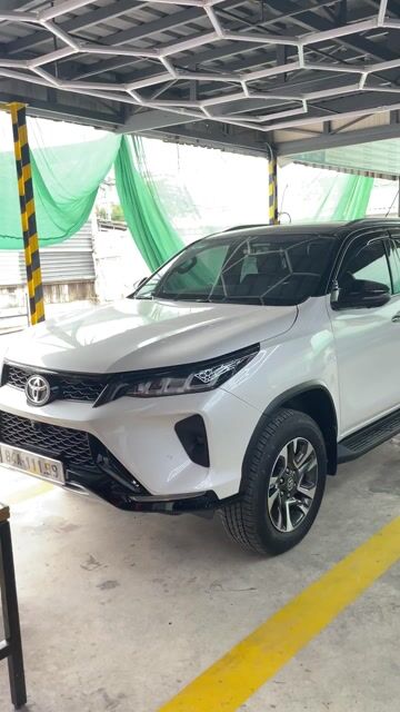 Toyota Fortuner 2024 Legender 2.4 AT 4x2 - 6700 km. Mua bán Ô tô tại Thành phố Thủ Đức Tp Hồ Chí Minh được đăng bởi Tạ quốc trung hình 1