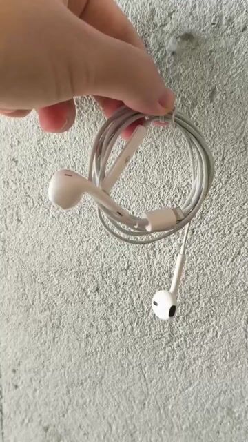 Tai nghe Apple Lightning Trắng Như mới. Mua bán Tivi, Âm thanh tại Quận Tân Phú Tp Hồ Chí Minh được đăng bởi Tân  hình 1