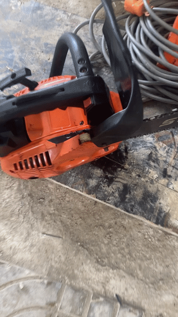 Máy cưa xích Động cơ mạnh mẽ. Mua bán Đồ chuyên dụng, Giống nuôi trồng tại Huyện Mỏ Cày Nam Bến Tre được đăng bởi Kim phong hình 1