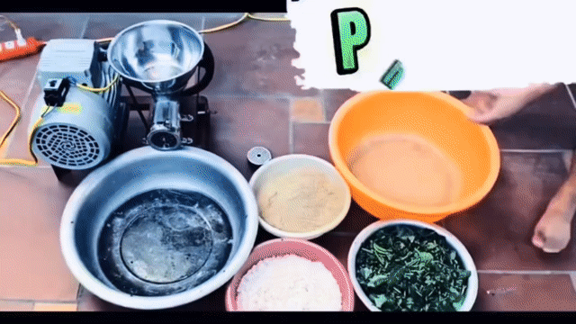 Máy xay cổ gà, xay cua cá, ép cám chim…. Mua bán Bếp, lò, đồ điện nhà bếp tại Huyện Mê Linh Hà Nội được đăng bởi Phú hình 1