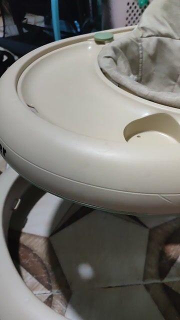 Xe tập đi Honper màu Kem. Mua bán Mẹ và bé tại Quận Tân Bình Tp Hồ Chí Minh được đăng bởi vân hình 1