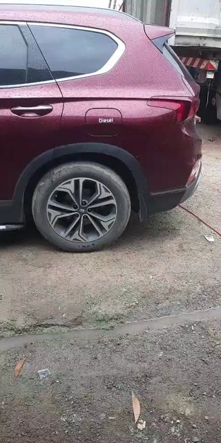 Hyundai Santa Fe 2019 máy dầu Đỏ 100.000km. Mua bán Ô tô tại Thành phố Thủ Đức Tp Hồ Chí Minh được đăng bởi Hào hình 1