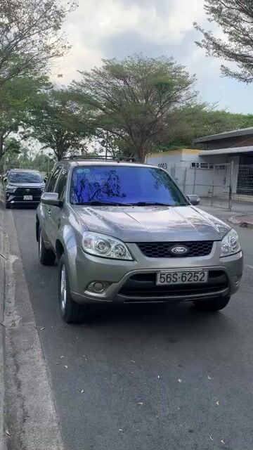 For escap xls 2010 một cầu máy 2.3 số tự động. Mua bán Ô tô tại Thành phố Thuận An Bình Dương được đăng bởi An phú hình 1