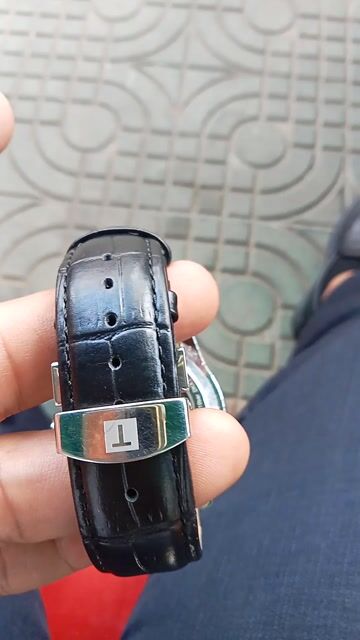 Đồng hồ Tissot nam dây da 40mm. Mua bán Đồng hồ tại Thành phố Trà Vinh Trà Vinh được đăng bởi Nguyenthanh hình 1