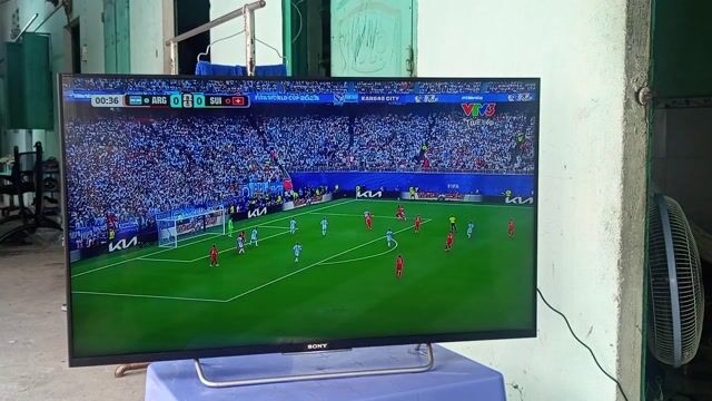 kẹt tiền cần bán tivi Sony 43in siêu mỏng. Mua bán Tivi, Âm thanh tại Thị xã Bến Cát Bình Dương được đăng bởi Lê chi đầy hình 1