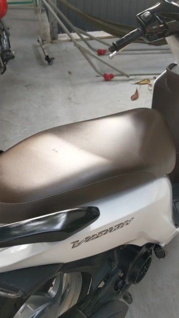 Honda Vision Trắng. Mua bán Xe máy tại Quận 12 Tp Hồ Chí Minh được đăng bởi Phát  hình 1