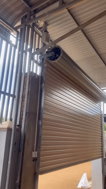 Cửa cuốn. Dịch vụ tại Huyện Trảng Bàng Tây Ninh được đăng bởi Phạm Thị Mộng Thơ  hình 1