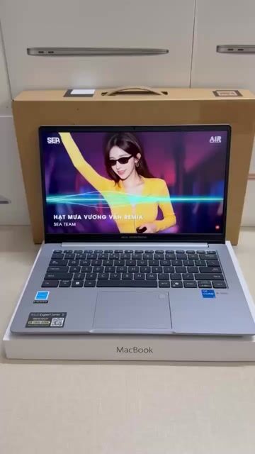 Asus ExpertBook P1403CVA i5-13420H 14 inch. Mua bán Laptop tại Quận Hai Bà Trưng Hà Nội được đăng bởi Junioor Computer hình 1
