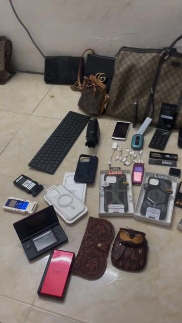 Nintendo DS lite túi LV gucci hãng nokia sony. Mua bán Thiết bị chơi game tại Quận Tân Phú Tp Hồ Chí Minh được đăng bởi Trương Hiệp hình 1