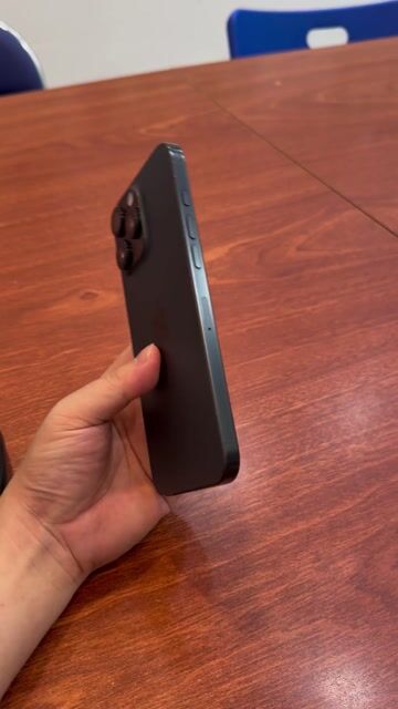 iPhone 16 Pro Max 256GB Đen, Pin 100%. Mua bán Điện thoại tại Quận Tân Bình Tp Hồ Chí Minh được đăng bởi Minh Tuấn hình 1
