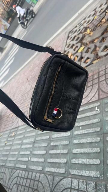 Túi đeo chéo Da Đen Unisex Trẻ trung. Mua bán Túi xách tại Quận 5 Tp Hồ Chí Minh được đăng bởi Shop Đồ Da Thật hình 1