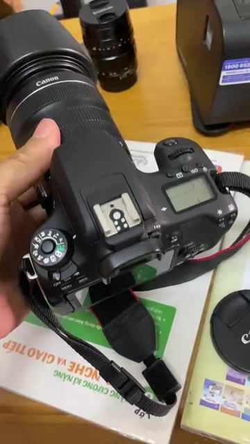 Máy ảnh Canon 760D ống kính 18-135mm STM Như mới. Mua bán Máy ảnh, Máy quay tại Quận 12 Tp Hồ Chí Minh được đăng bởi Quyên hình 1