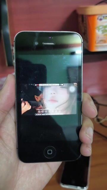 Apple iPhone 4S 16GB Đen. Mua bán Điện thoại tại Thành phố Long Khánh Đồng Nai được đăng bởi Duy V I T T E L Long Khánh hình 1