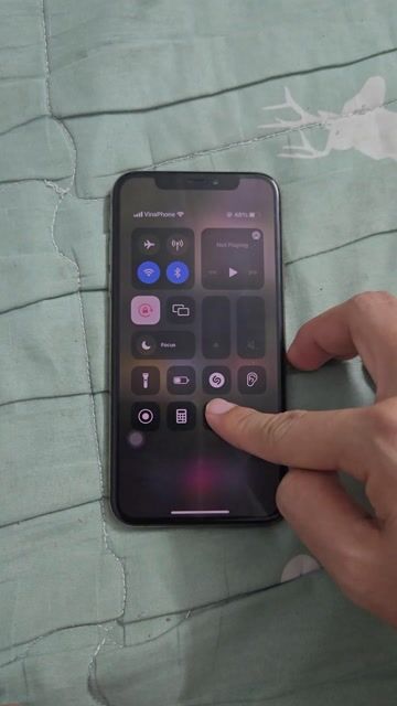 iPhone XS Vàng Gold không FaceID. Mua bán Điện thoại tại Thành phố Thủ Đức Tp Hồ Chí Minh được đăng bởi Nguyen Strucky Nam hình 1