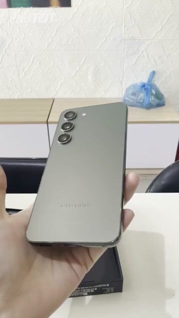 Samsung S23 5G 128GB Xám. Mua bán Điện thoại tại Quận Thanh Xuân Hà Nội được đăng bởi Nguyễn hồng ngọc  hình 1