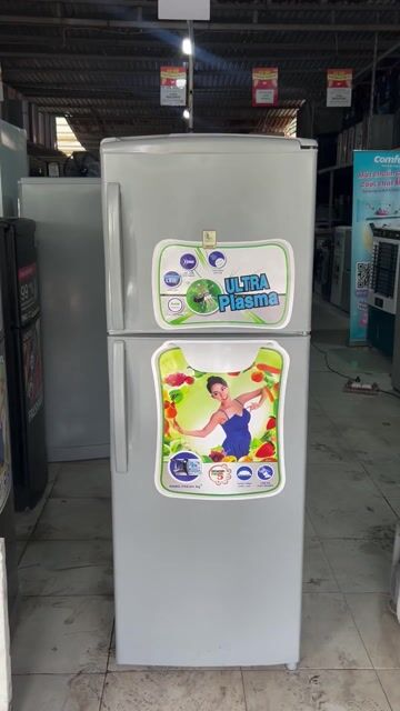 Tủ lạnh Sanyo 200L Xám Không đóng tuyết. Mua bán Tủ lạnh tại Quận 7 Tp Hồ Chí Minh được đăng bởi Bảo Linh ST hình 1