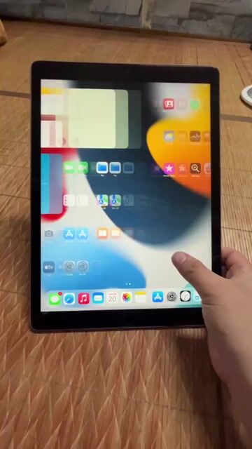 Ipad pro 12.9 32GB Wifi. Full chức năng, ship HT. Mua bán Máy tính bảng tại Quận Hai Bà Trưng Hà Nội được đăng bởi Đỗ Trung Hiếu hình 1