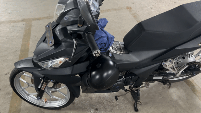 Xe máy Winner V1 màu Đen. Mua bán Xe máy tại Quận 6 Tp Hồ Chí Minh được đăng bởi Bùi Nguyễn Hoài Thương hình 1