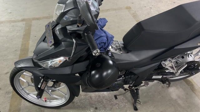 Xe máy Winner V1 màu Đen. Mua bán Xe máy tại Quận 6 Tp Hồ Chí Minh được đăng bởi Bùi Nguyễn Hoài Thương hình 1