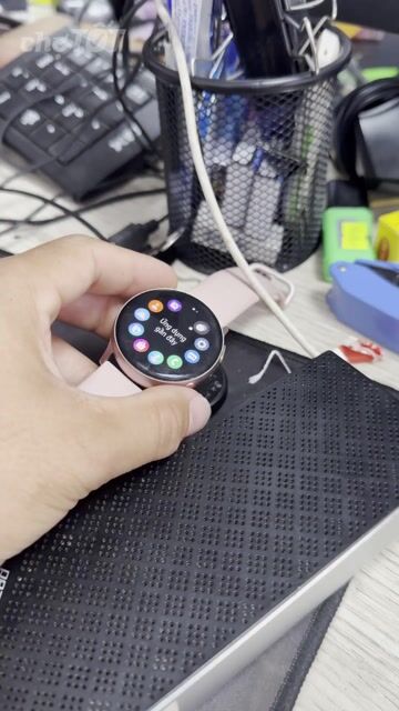 Samsung Galaxy Watch Active 2. Mua bán Thiết bị đeo thông minh tại Quận Hoàng Mai Hà Nội được đăng bởi Supper hình 1