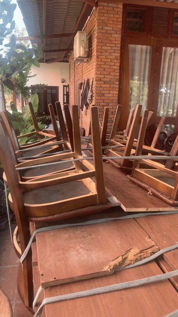 Ghế Gỗ Nâu Đã sử dụng. Mua bán Bàn ghế tại Thị xã Điện Bàn Quảng Nam được đăng bởi Hiệp Hà Nội hình 1