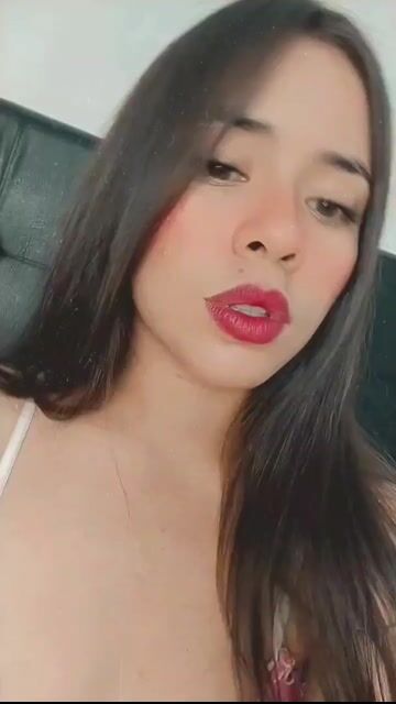 Model - danyvelzt anal