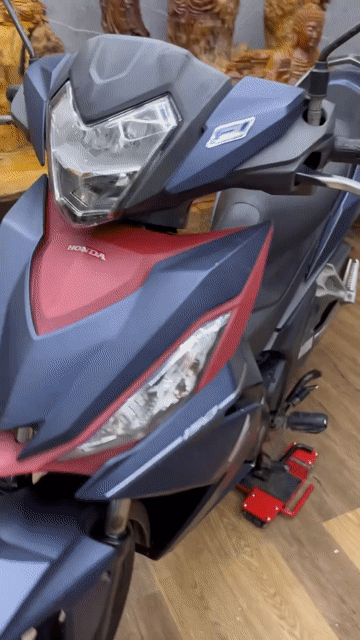 Honda Winner V1 2017 chính chủ biển số SG. Mua bán Xe máy tại Quận 7 Tp Hồ Chí Minh được đăng bởi Xe Cũ Hiếu CT hình 1