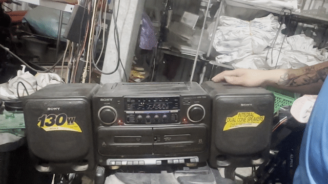 Đài cassette Sony CFS-715S Đen. Mua bán Tivi, Âm thanh tại Thành phố Thủ Đức Tp Hồ Chí Minh được đăng bởi Hồng Nguyễn hình 1