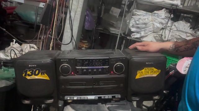 Đài cassette Sony CFS-715S Đen. Mua bán Tivi, Âm thanh tại Thành phố Thủ Đức Tp Hồ Chí Minh được đăng bởi Hồng Nguyễn hình 1