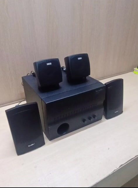 Bộ loa 4.1 Soundmax A-5OOO (1 Sub+ 4 vệ tinh)/ 8OW. Mua bán Tivi, Âm thanh tại Quận 7 Tp Hồ Chí Minh được đăng bởi Nguyễn Út Thiều hình 1