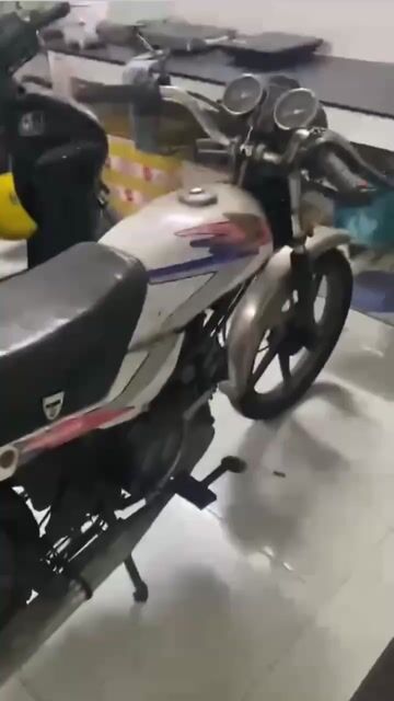 Honda WIN 120cc 2016 Trắng, Giấy tờ đầy đủ. Mua bán Xe máy tại Quận Bình Tân Tp Hồ Chí Minh được đăng bởi LEE CHONG BO hình 1