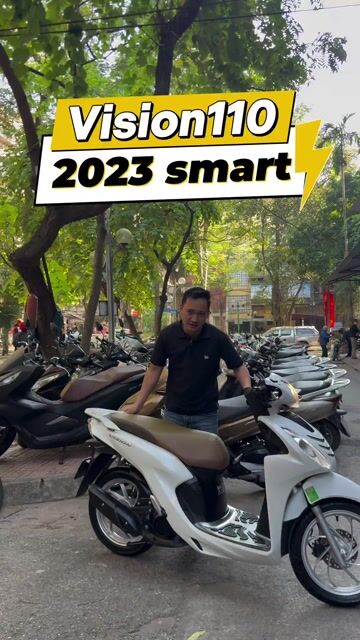 Honda Vision 2023 Cao cấp Smartkey Trắng 29H2. Mua bán Xe máy tại Quận Ba Đình Hà Nội được đăng bởi Xe Máy Nam Thi hình 1