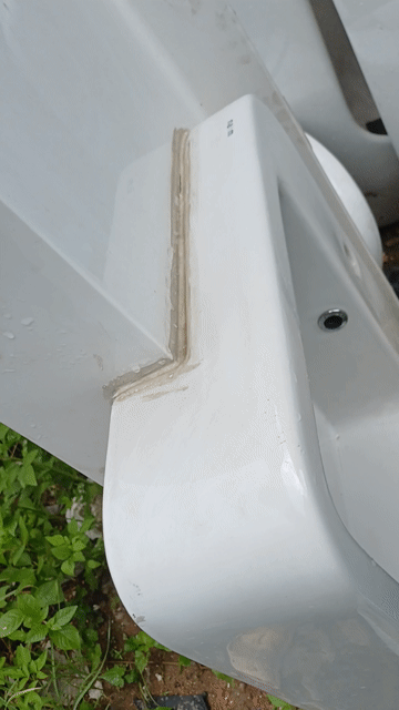 Bồn rửa mặt sứ trắng đã sử dụng. Mua bán Thiết bị vệ sinh, nhà tắm tại Huyện Bình Chánh Tp Hồ Chí Minh được đăng bởi chuyên bán thanh lý hàng tồn kho hình 1