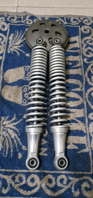 Phuộc sau Honda Future Led 125cc Bạc. Mua bán Phụ tùng xe tại Quận 10 Tp Hồ Chí Minh được đăng bởi Truong thạch tuấn hình 1