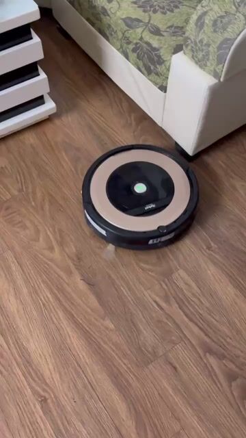 Robot hút bụi iRobot Roomba 892. Mua bán Thiết bị vệ sinh, nhà tắm tại Quận Hoàng Mai Hà Nội được đăng bởi Đồ Nhật Bãi Giá Tốt hình 1