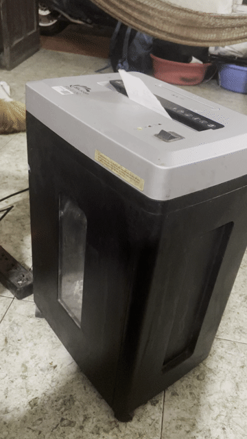 Máy hủy tài liệu Silicon PS-610C Xám bạc. Mua bán Đồ dùng văn phòng tại Quận Đống Đa Hà Nội được đăng bởi lê hằng hình 1