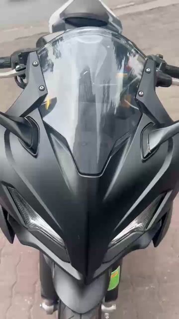 Honda CBR150R Đen 0km. Mua bán Xe máy tại Quận Hoàng Mai Hà Nội được đăng bởi Phú Lý hình 1