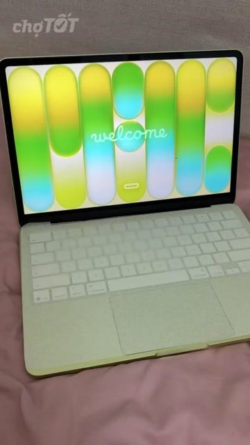 Macbook Neo  vàng chanh - 256GB fullbox - BHCH. Mua bán Laptop tại Quận Hoàng Mai Hà Nội được đăng bởi Minh Anh hình 1
