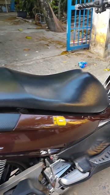 Honda PCX 2012 màu Nâu. Mua bán Xe máy tại Huyện Trảng Bom Đồng Nai được đăng bởi nguyen y truong son hình 1