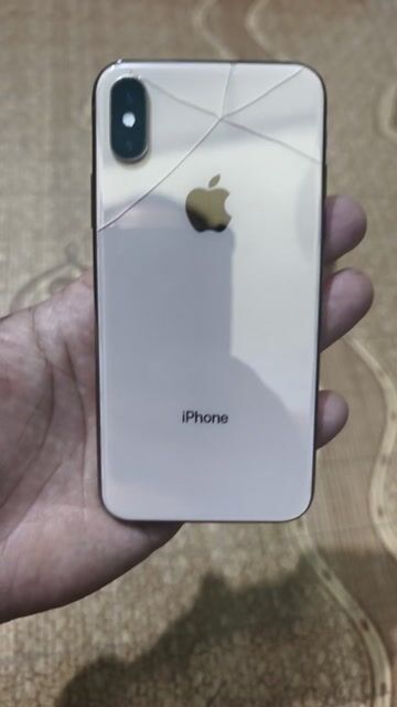 Apple iPhone Xs 64GB Rạn lưng 74%. Mua bán Điện thoại tại Huyện Việt Yên Bắc Giang được đăng bởi Hiếu hình 1
