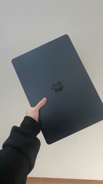 Macbook Air M3 512GB 15 inch VN pin 9x% likenew99%. Mua bán Laptop tại Quận Cầu Giấy Hà Nội được đăng bởi Henry Shop hình 1