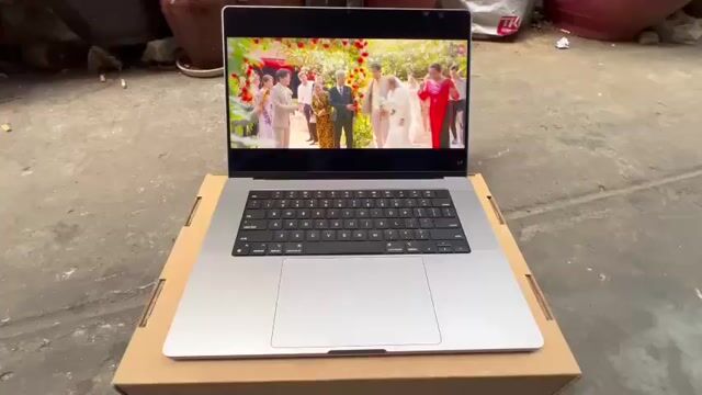 M1MAX 16'' GRAY - RAM 32G - 1TB - 32GPU - SẠCH ĐẸP. Mua bán Laptop tại Quận 3 Tp Hồ Chí Minh được đăng bởi Tèo hình 1