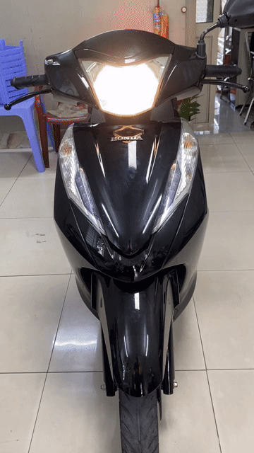 Honda Lead 2015 Đen Việt Nam. Mua bán Xe máy tại Quận 8 Tp Hồ Chí Minh được đăng bởi tran x thanh hình 1