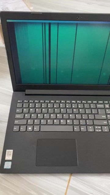 Xác Lenovo Core i5-8250U ram 4GB. Mua bán Laptop tại Quận Gò Vấp Tp Hồ Chí Minh được đăng bởi còn tin còn hàng hình 1