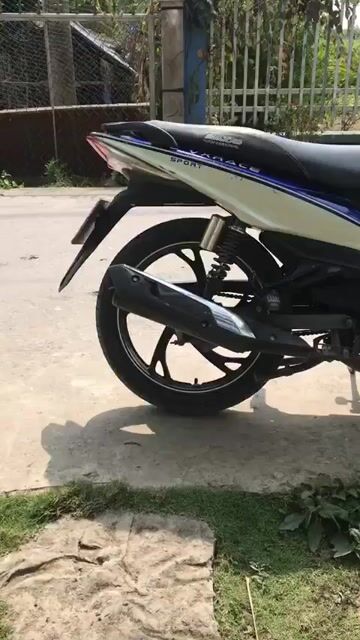 Xe máy VX Race 125cc Trắng Xanh. Mua bán Xe máy tại Huyện Mỹ Tú Sóc Trăng được đăng bởi Vũ gà  hình 1
