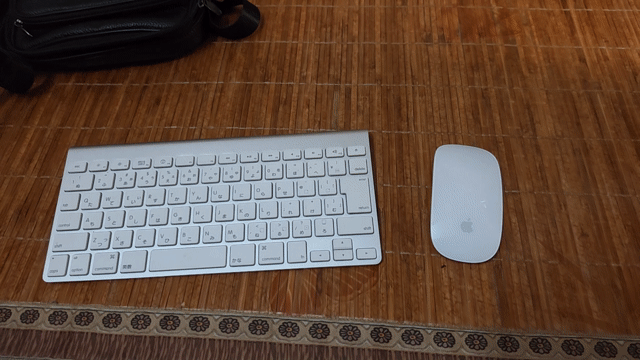Bàn phím Apple Bạc Kim loại. Mua bán Phụ kiện (Màn hình, Chuột...) tại Huyện Gia Lộc Hải Dương được đăng bởi hai hình 1